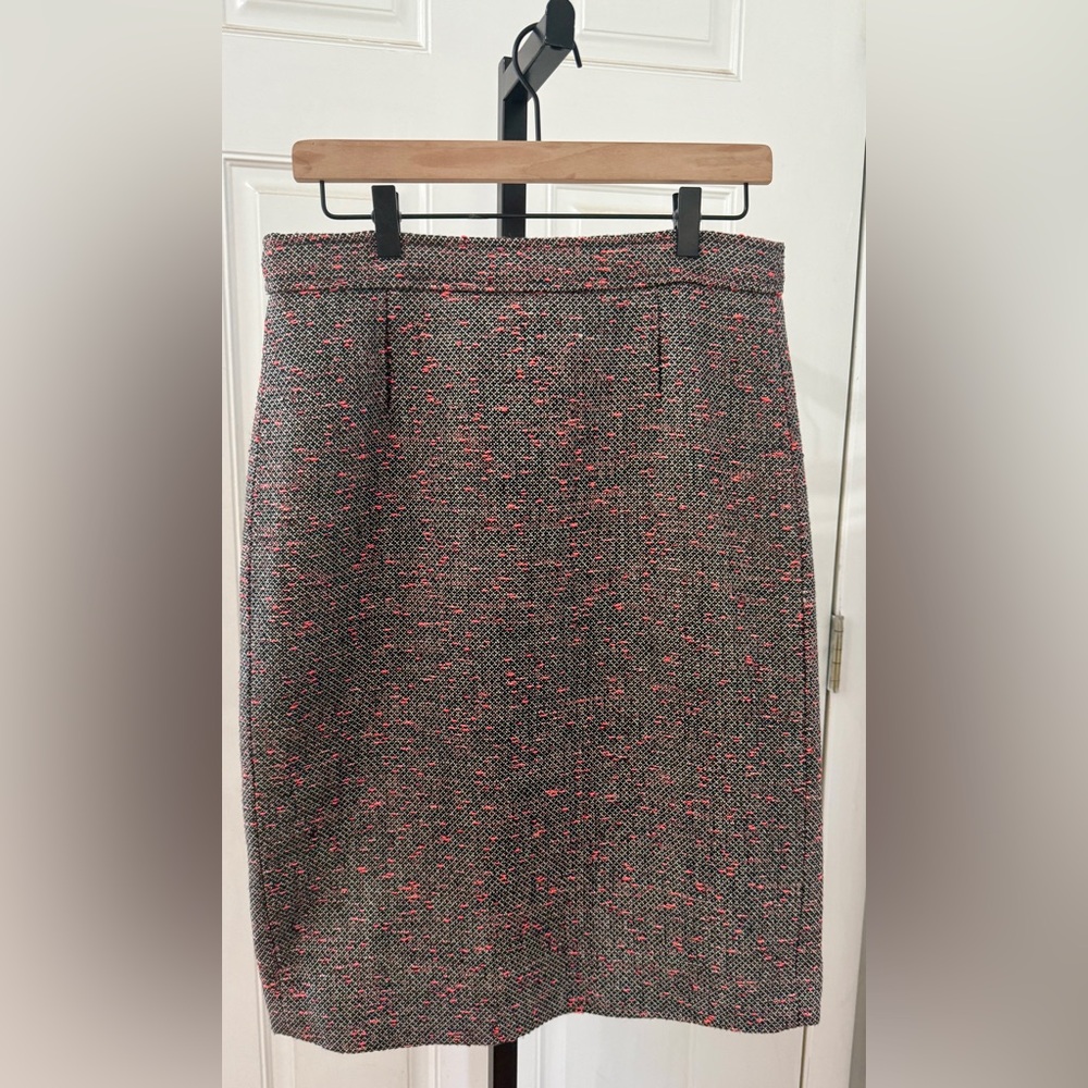 J. Crew Gray and Coral-ish Tweed Pencil Skirt‎